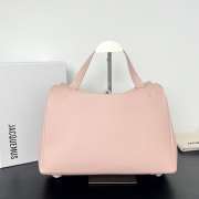 Uubags Jacquemus large Valérie calfskin leather bag in pale pink 32x20x11cm - 2