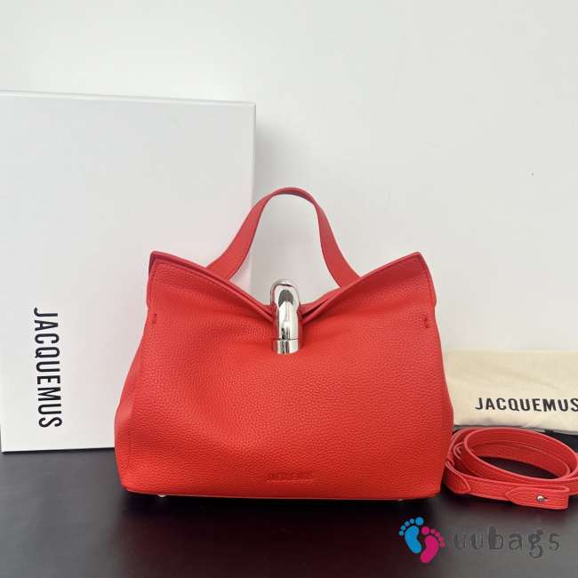 Uubags Jacquemus small Valérie calfskin leather bag in red 24x14x7.5cm - 1