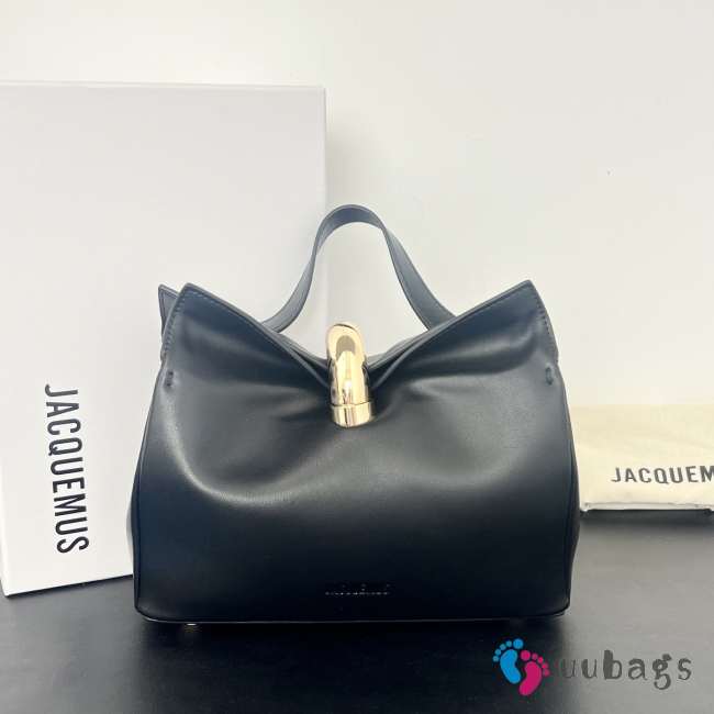 Uubags Jacquemus small Valérie soft leather bag in black 24x14x7.5cm - 1