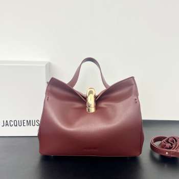 Uubags Jacquemus small Valérie soft leather bag in burrgundy 24x14x7.5cm
