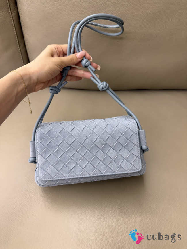 Uubags Bottega Veneta Notturno Pouch In Mineral Intrecciato Suede Leather 21x9x11cm - 1