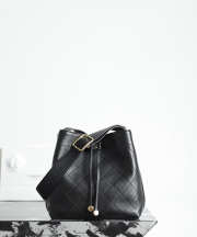 Uubags Chanel Medium Bucket Bag In Calfskin & Gold-Tone Metal Black 23x23x14.5cm - 1
