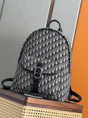 Uubags Dior Jett Zipped Backpack Beige and Black Dior Oblique Jacquard 32x42x19cm - 1