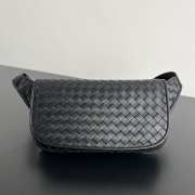 Uubags Bottega Veneta Veneto Belt Bag In Black Soft Intrecciato Nappa Leather 32.5x13.5x5cm - 1