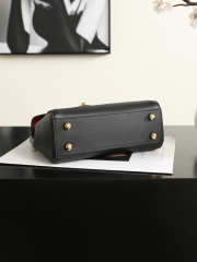 Uubags Chanel Small Shopping Bag In Grained Calfskin, Lambskin And Gold Metal Black 16x22x8cm - 6