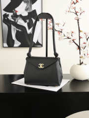 Uubags Chanel Small Shopping Bag In Grained Calfskin, Lambskin And Gold Metal Black 16x22x8cm - 3