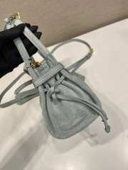 Uubags Prada Bonnie suede mini handbag in blue 23.5x12x9cm - 5