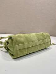 Uubags Prada Bonnie suede mini handbag in agave 23.5x12x9cm - 2