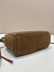 Uubags Prada Carry mini suede handbag in brown 19x21x7cm - 5