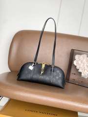 Uubags Louis Vuitton M3A167 Squire East West Bag Boldly Black Calfskin 29x14x8cm - 1