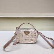Uubags Prada crochet and leather mini-pouch in light pink 6.5x11x2.5cm - 1