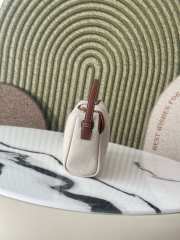Uubags Loro Piana Travel Pouch Cotton, Linen In Natural/Caramel Sugar/Sun Gold 22x15x7.5cm - 5