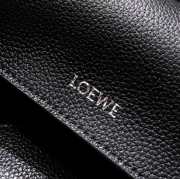 Uubags Loewe Medium Pebble Messenger Bag In Supple Grained Calfskin Black 23x18x9cm - 5
