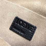 Uubags Loewe Medium Pebble Messenger Bag In Supple Grained Calfskin Black 23x18x9cm - 4