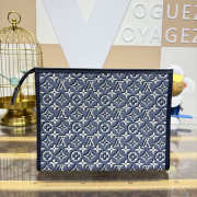 Uubags Louis Vuitton M2A310 Poche Toilette Bag Blue 88 Monogram Embleme Cotton Canvas 25x20x5.5cm - 2
