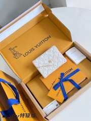 Uubags Louis Vuitton M2A152 Victorine Monogram Emblème Pattern In Peuplier Color 12x9.5x2.5cm - 4