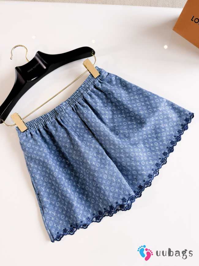 Uubags Louis Vuitton 1AKE5E Monogram Denim Mini Shorts - 1