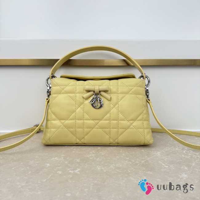 Uubags Dior Adiorable Top Handle Mini Bag Yellow Macrocannage Lambskin 22.5x13x9cm - 1