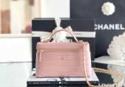 Uubags Chanel Vanity with chain calfskin leather with crocodile embossing & gold-colored metal pink 17x19.5x5cm - 6