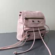 Uubags Balenciaga Le City backpack mini in petal pink Arena lambskin, brass hardware 23x22x11cm - 4