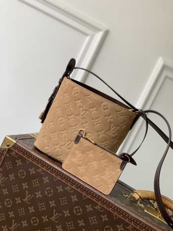 Uubags Louis Vuitton M29834 All In BB Bag Beige Trench Embossed Suede Calfskin 16x18x12cm