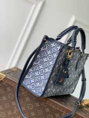 Uubags Louis Vuitton M2A097 OnTheGo PM Bag Monogram Emblème Monogram Bleu 25x19x11.5cm - 2