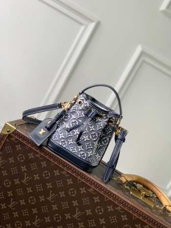 Uubags Louis Vuitton M2A150 Nano Noé Bag Monogram Emblème Monogram Bleu 13x16x10cm