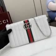 Uubags Gucci GG Marmont pouch with strap in white 26x13x1.5cm - 2