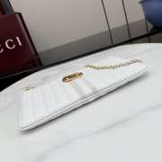 Uubags Gucci GG Marmont pouch with strap in white suede trim 26x13x1.5cm - 5