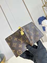 Uubags Louis Vuitton M29791 LV Charms Pocket Wallet Monogram Brown/Sunflower Yellow 9x10x2.5cm - 4