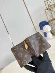 Uubags Louis Vuitton M29790 LV Charms Pocket Wallet Monogram Brown/Blue Iris 9x10x2.5cm - 2