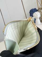 Uubags Louis Vuitton M2A045 Romy Card Holder Minty Green/Lily White 12x8x0.8cm - 2