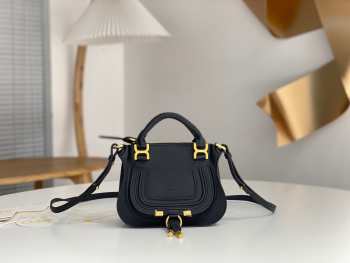 Uubags Chloe mini Marcie bag in black grained leather 21x16x8cm