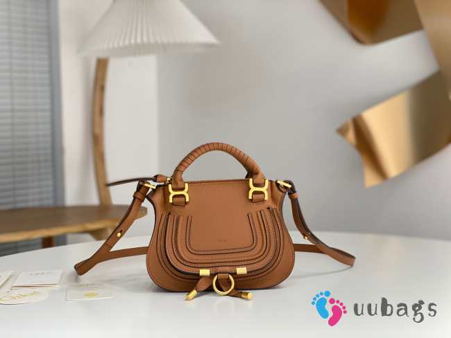 Uubags Chloe mini Marcie bag in brown grained leather 21x16x8cm - 1