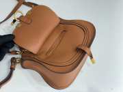 Uubags Chloe mini Marcie bag in brown grained leather 21x16x8cm - 4