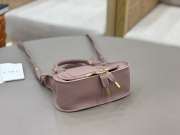 Uubags Chloe mini Marcie bag in pink baby grained leather 21x16x8cm - 6