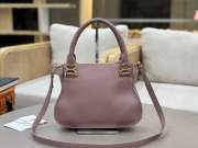 Uubags Chloe small Marcie bag in pink baby grained leather 30x23x10cm - 2