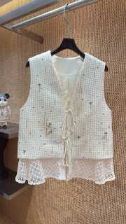 Uubags Chanel White Tweed Embellished Vest with Lace Hem - 1