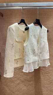 Uubags Chanel White Tweed Embellished Vest with Lace Hem - 2
