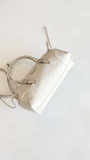 Uubags Prada Karin medium antiqued leather tote bag in chalk white 32x17.5x10.5cm - 5