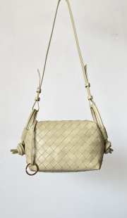 Uubags Bottega Veneta Medium Loop Camera Bag In Light Butter 19x12x9cm - 6