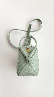 Uubags Bottega Veneta Medium Loop Camera Bag In New Sauge 19x12x9cm - 4