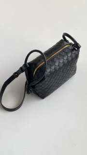 Uubags Bottega Veneta Medium Loop Camera Bag In Black 19x12x9cm - 2
