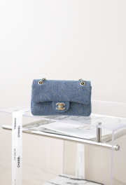 Uubags Chanel 26B blue denim mini flap bag 13x20x6cm - 1