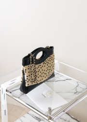 Uubags Chanel 31 mini shopping bag sheepskin & gold-plated metal light beige & black 22x23x5cm - 4