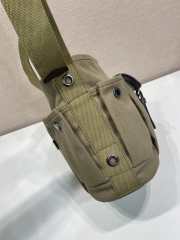 Uubags Prada Route mini canvas and leather bucket bag in khaki green 23x24.5x15cm - 6