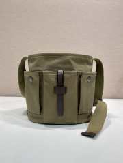 Uubags Prada Route mini canvas and leather bucket bag in khaki green 23x24.5x15cm - 4