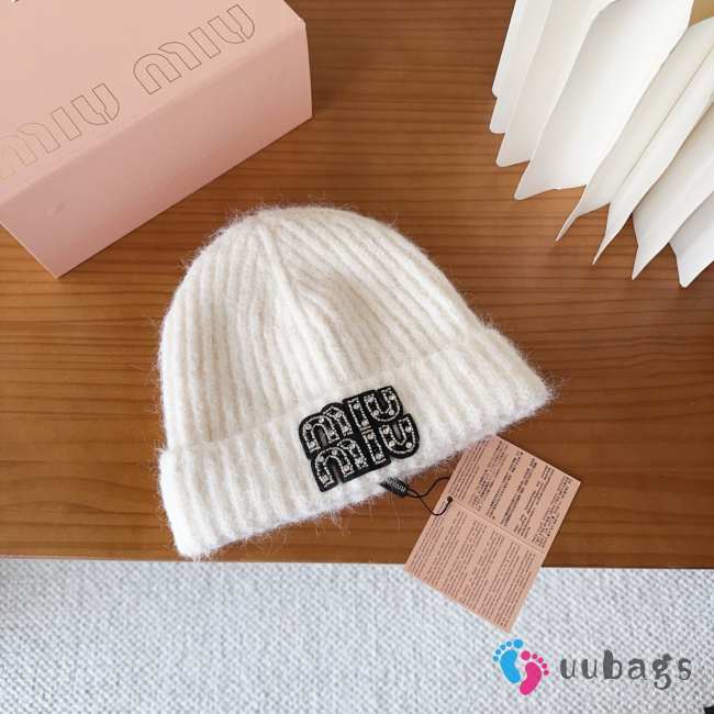 Uubags Miu Miu beanie with logo in white - 1
