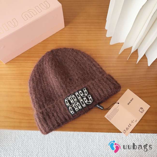 Uubags Miu Miu beanie with logo in brown - 1