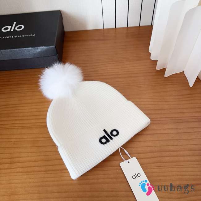 Uubags Alo White Ribbed Knit Beanie with Faux Fur Pom-Pom - 1